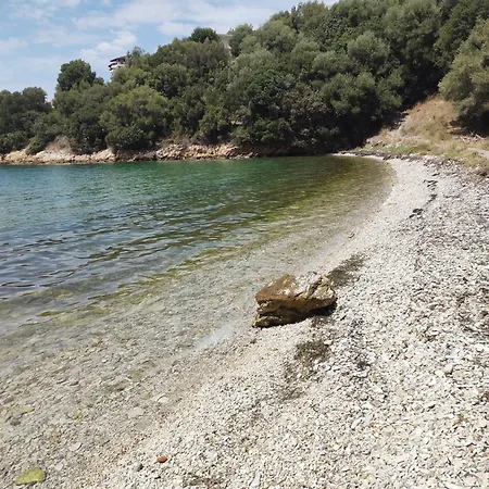 Sparton Amfilohias Παραθαλάσσιο Εξοχικό Filoxenia Exterior photo