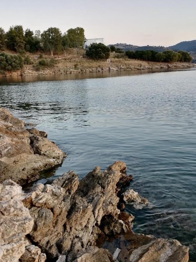 Amfilohias παραθαλάσσιο εξοχικό Filoxenia * Spárton